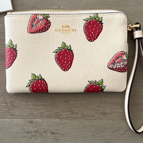 Coach Cream Wristlet with Red Strawberry Design NWT - Picture 1 of 4
